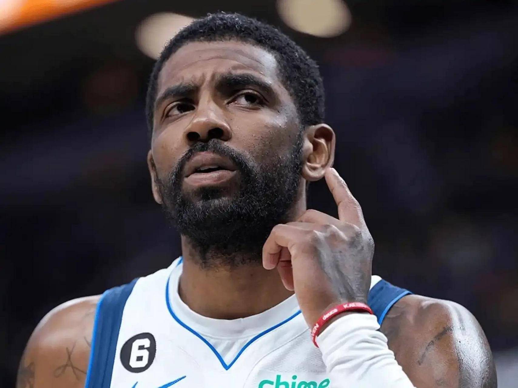 李金羽：不管明年带队征战中超什么样，都会为中国足球去努力（李金羽：无论明年执教中超境况如何，我都会为中国足球拼尽全力）