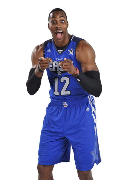 伤愈复出，阿方索-戴维斯时隔262天再度为拜仁出战（伤愈回归，阿方索-戴维斯阔别262天再披拜仁战袍）