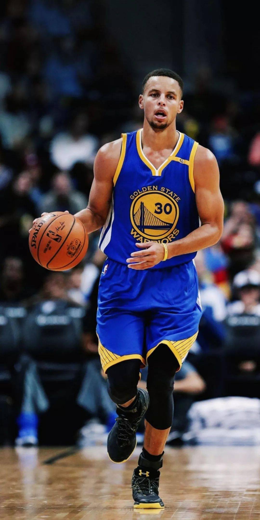 齐沃：我考虑的是队内球员而不是转会市场；满意迪乌夫的表现（齐沃：更看重队内挖潜而非转会引援，对迪乌夫的表现感到满意）