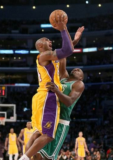 葡体主席：穆里尼奥的问题在于他不会和人沟通（葡体主席：穆里尼奥最大短板是沟通能力）