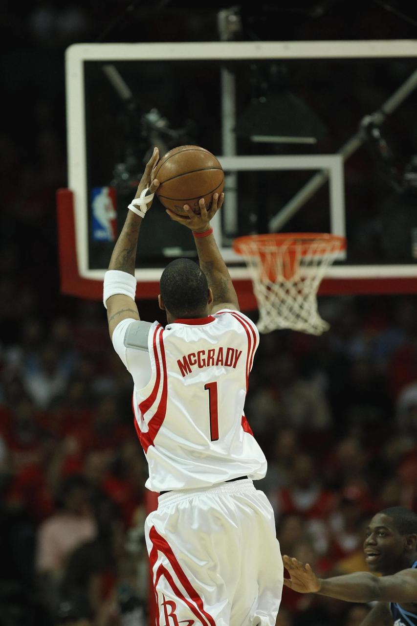 沃尔特马德：在英超踢球对我帮助很大；刚到纽卡时确实有压力（沃尔特马德：英超经历让我受益匪浅，初到纽卡压力不小）