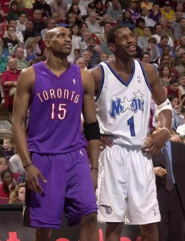 末节存在感有限！巴特勒11中6得到15分8篮板5助攻（末节影响力不足，巴特勒11投6中拿下15分8篮板5助攻）